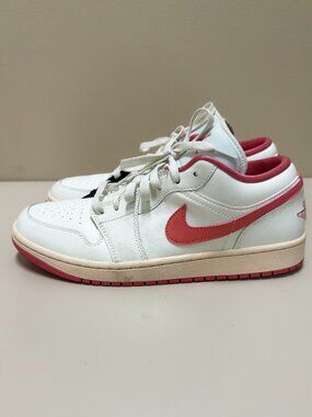 Nike Air Jordan 1 Low Women's Size 11 White Pink Salt Guava Ice DC0774-109